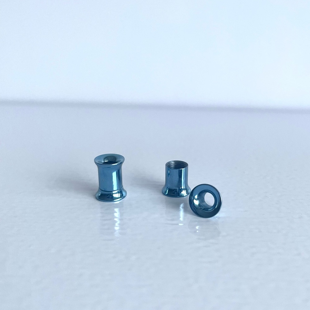 Titanium Internally Threaded Eyelet Tunnel Gauge Plug - 2ga / 6mm
